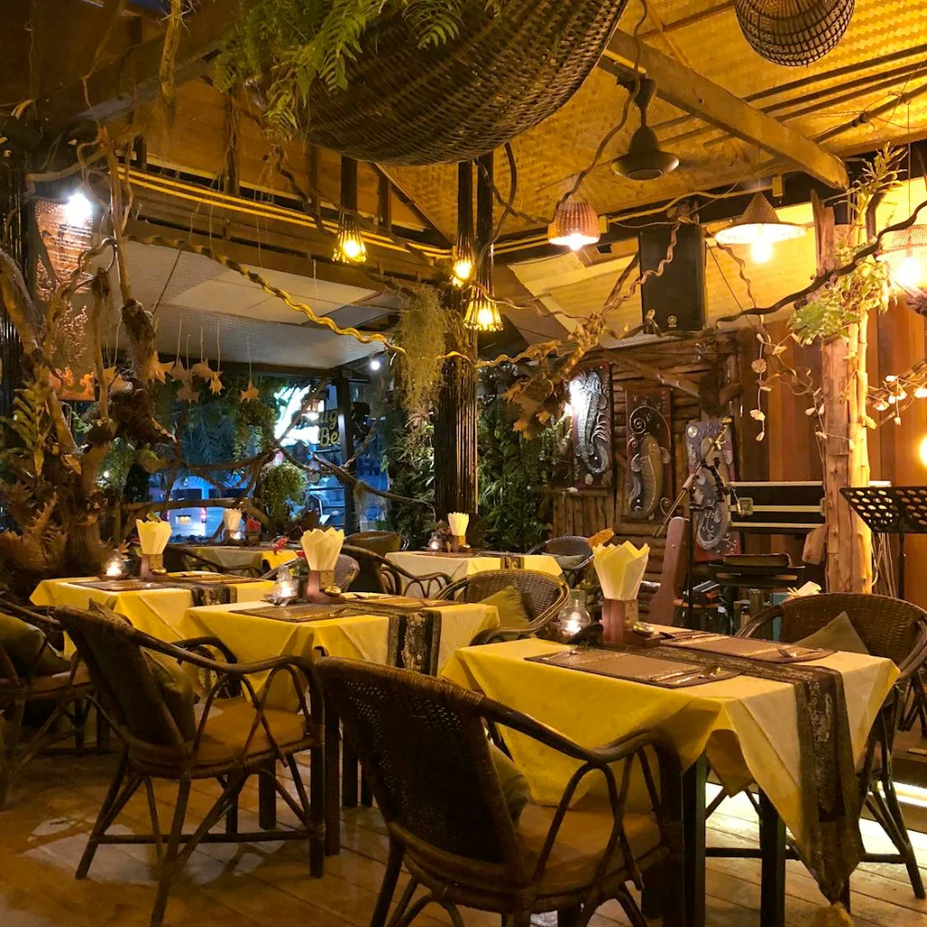 Restaurant Ambience